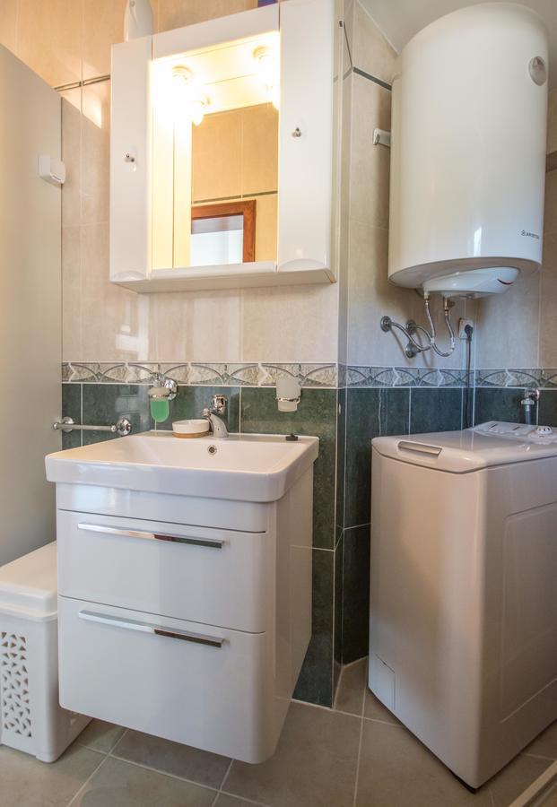Apartment Kiwi Котор Екстер'єр фото